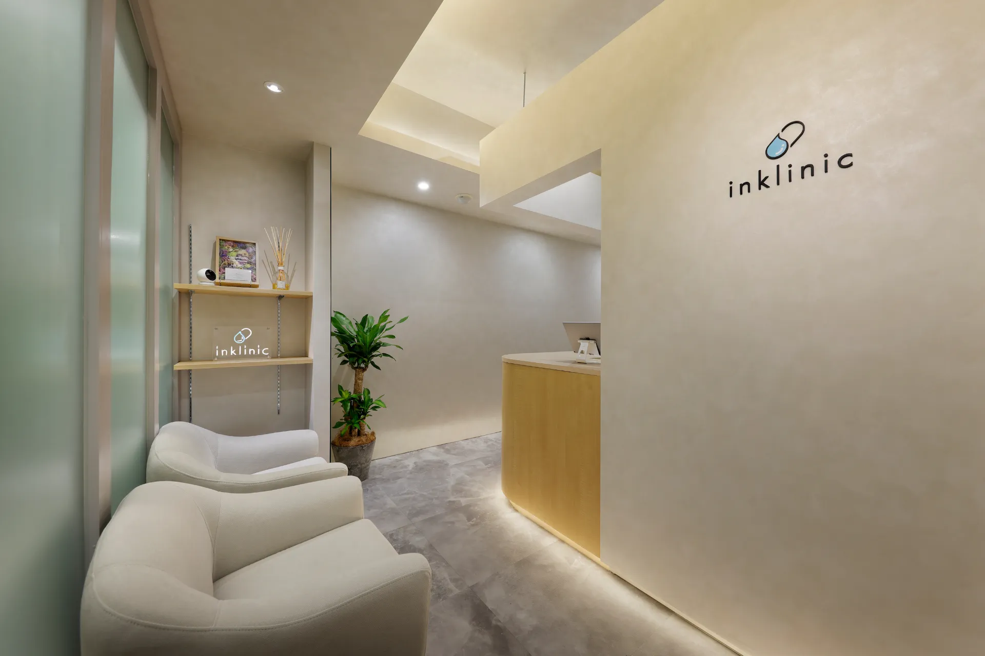 inklinic 院内（東京・上野／JR御徒町駅徒歩1分）
